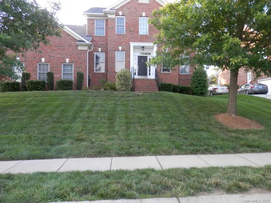 REDUCED, REDUCED.....MOTIVATED SELLER!!!This cheerful home features: 2 story great room with vaulted ceiling, see-through fireplace and plant ledges. Wonderful kitchen has granite countertops, gas stove top, wood floors, lots of windows, maple cabinets, breakfast bar, hearth room includes 2way fireplace. Crown moulding throughout the main level. First floor master with tray ceiling. Enjoy the large deck and flat landscaped yard. Home is located in Cuthbertson HS, MS. Kensington Elem.