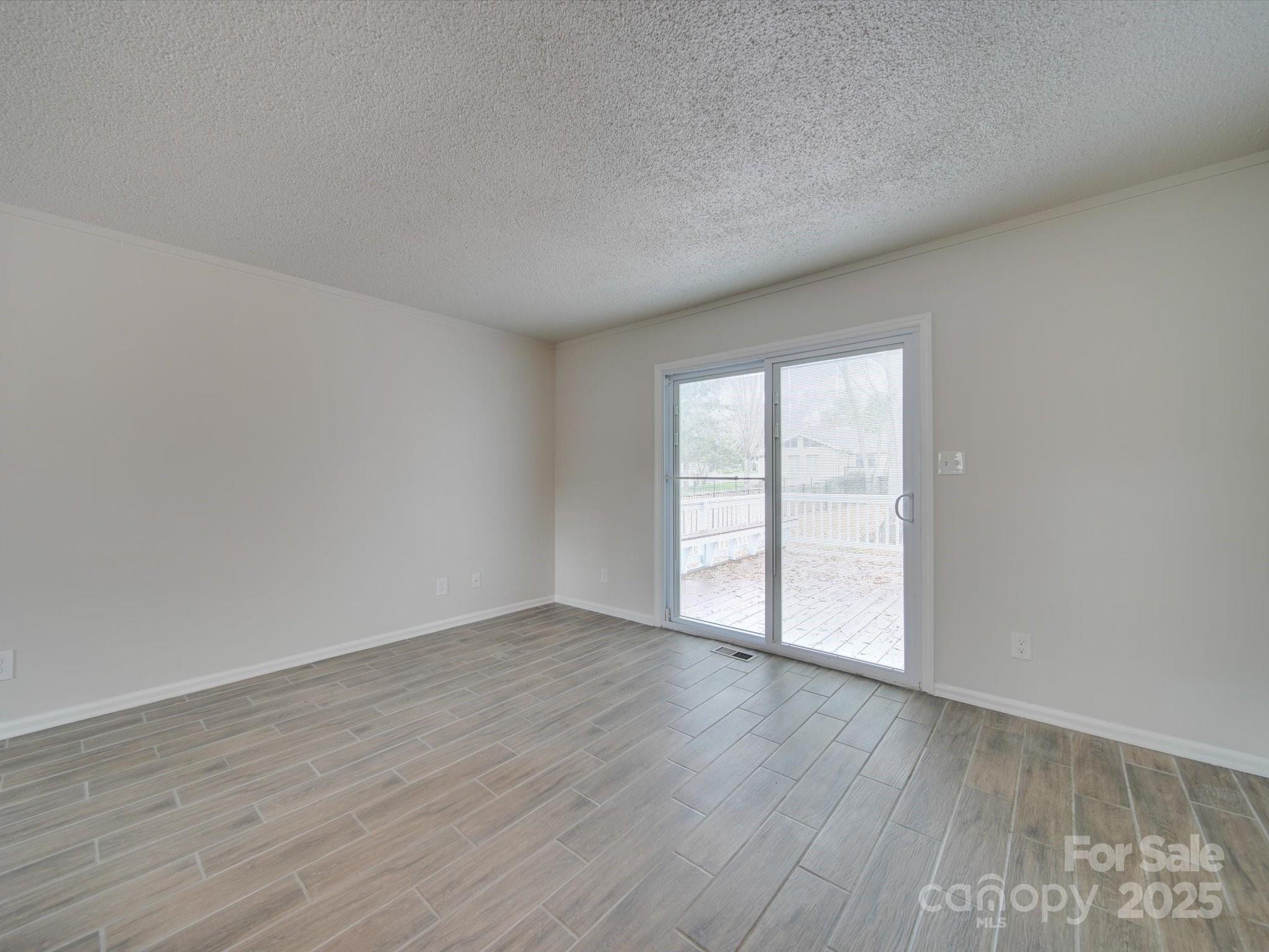 Falconbridge - Residential