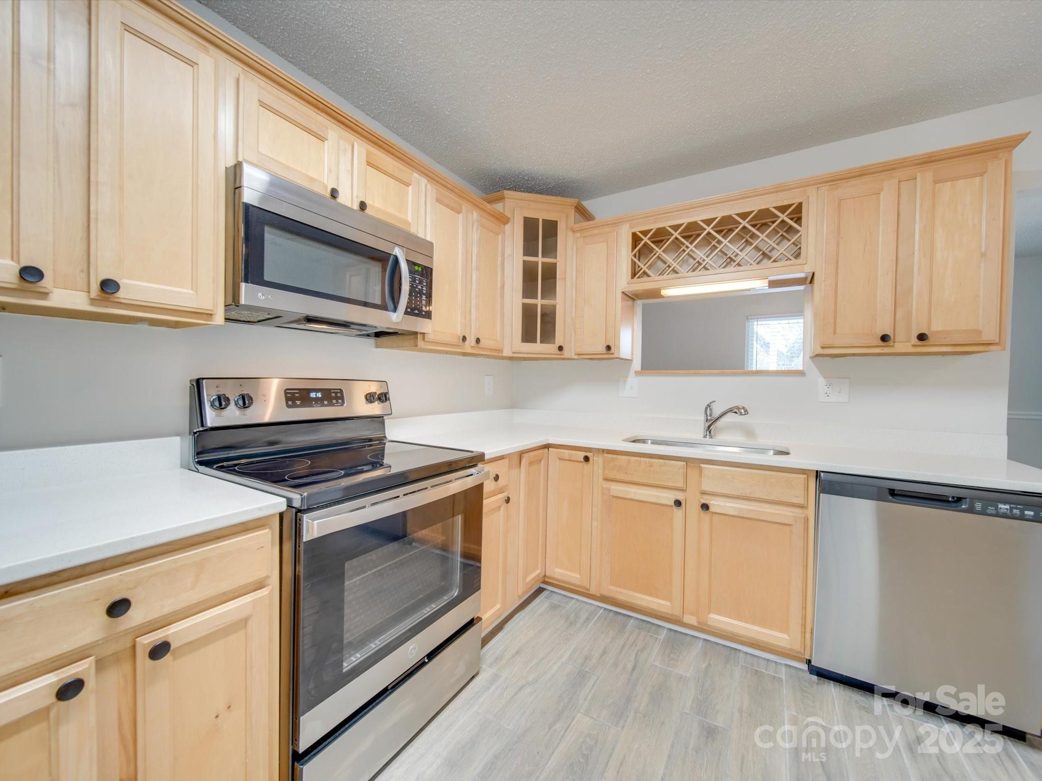 Falconbridge - Residential