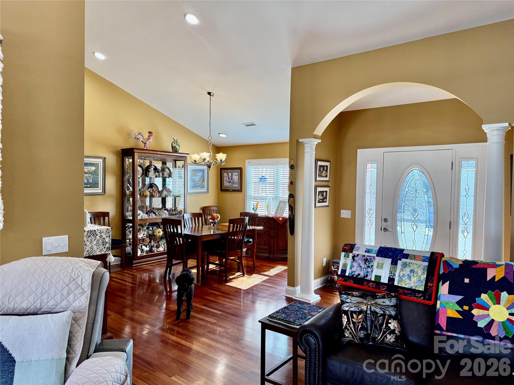 101 Rivercliff Drive