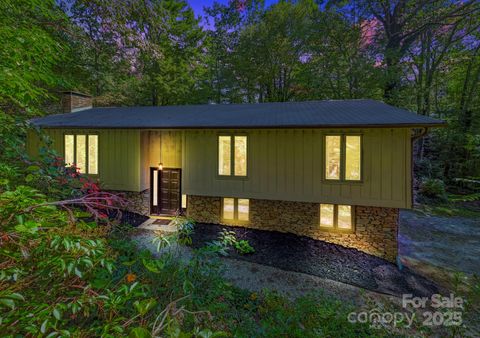 Photo of 100 Greenbriar Avenue, Flat Rock, NC 28731 (MLS # 4303203)