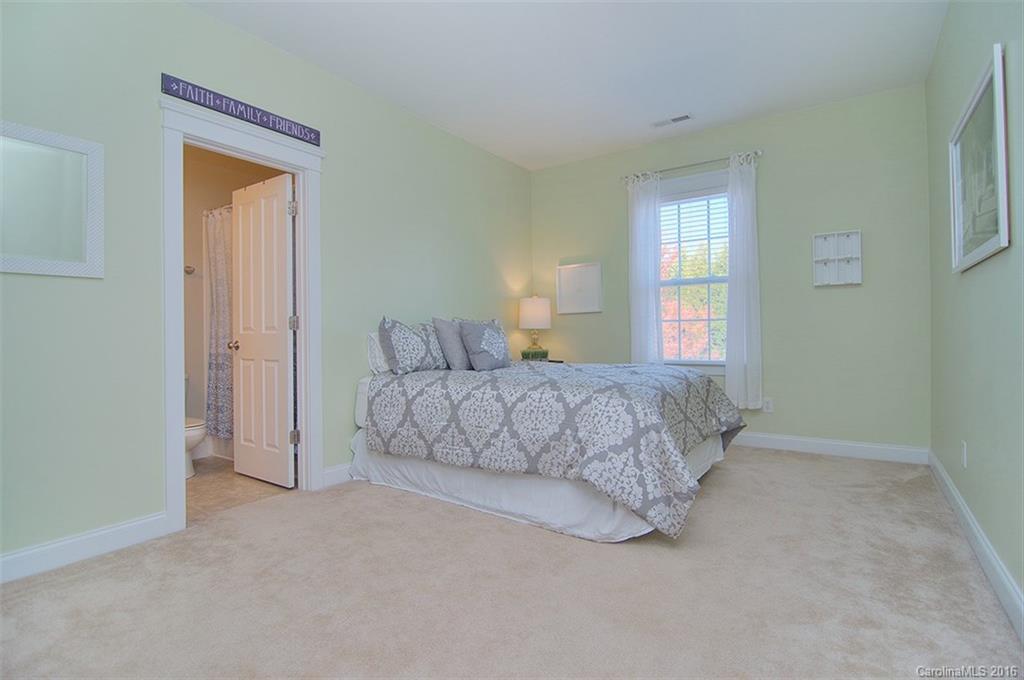 Lake Shore - Residential