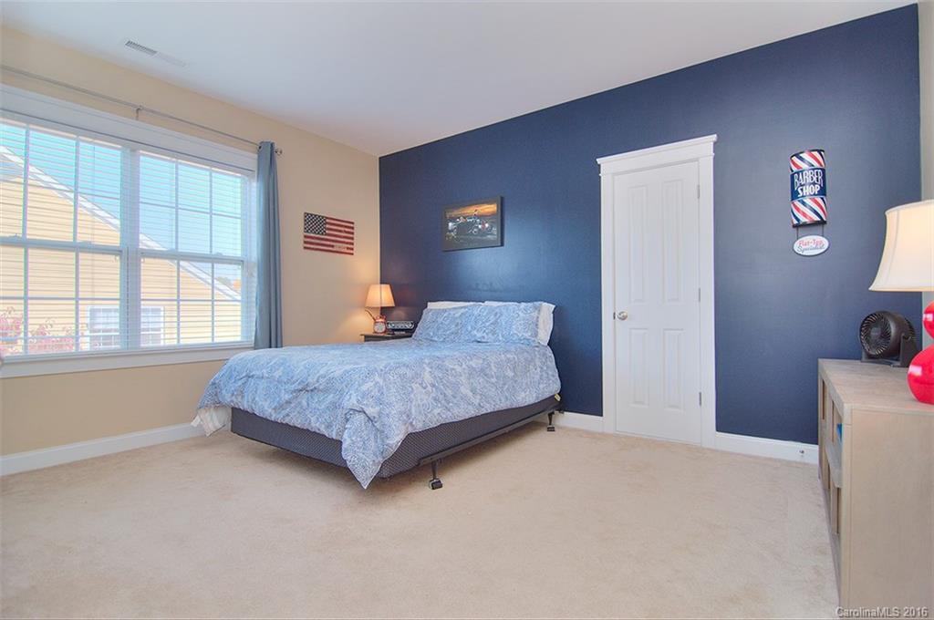 Lake Shore - Residential