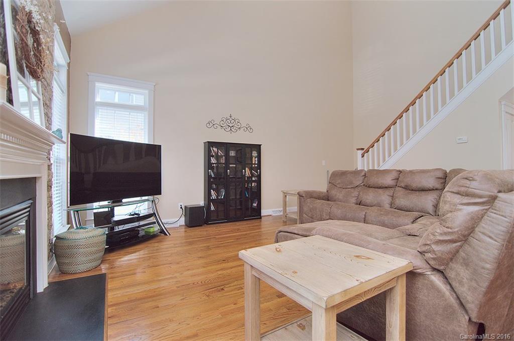 Lake Shore - Residential