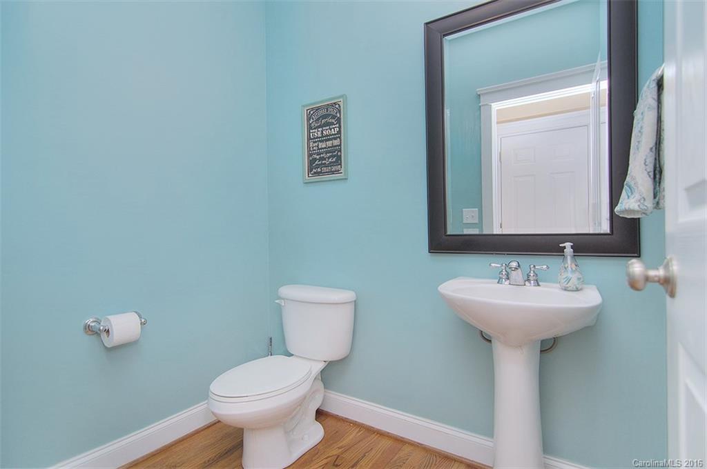 Lake Shore - Residential