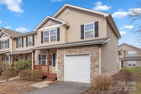 210 Pembrook Road Swannanoa NC 28778