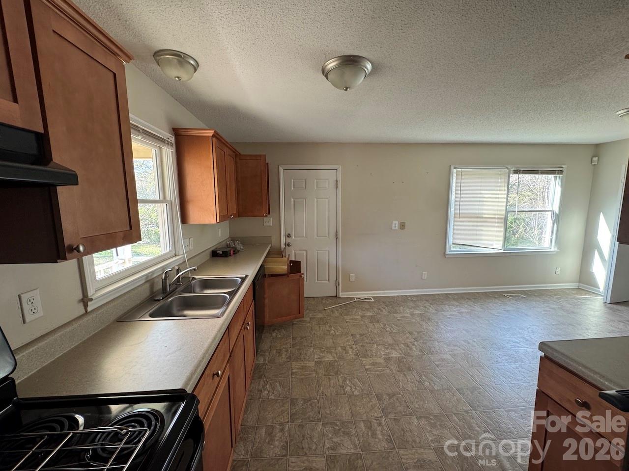 2528 Burkholder Road