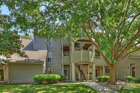 2533 Stockbridge Drive Charlotte NC 28210