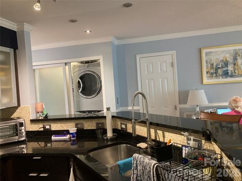 517 N Graham Street 2F Charlotte NC 28202