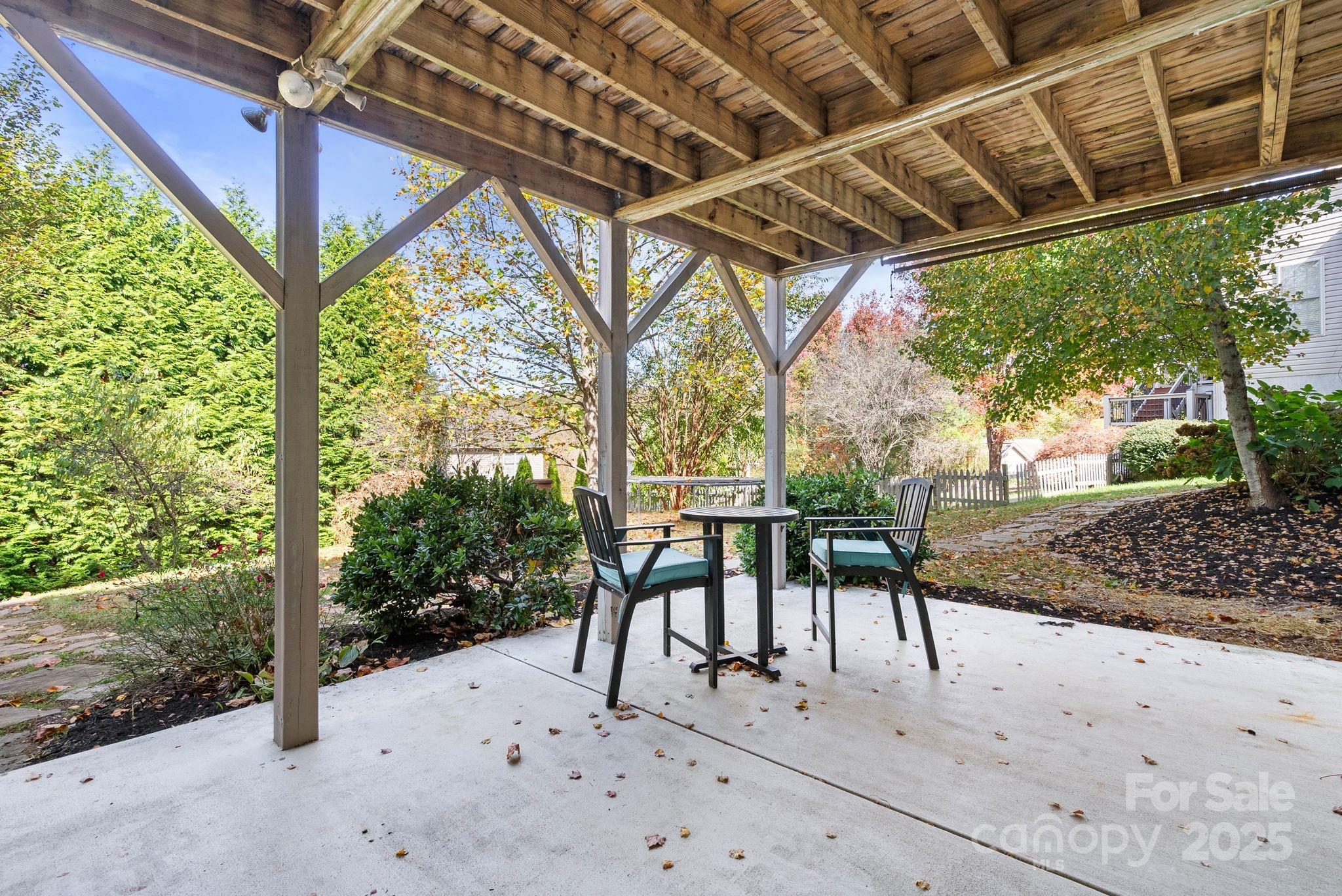 Rivercrest - Residential