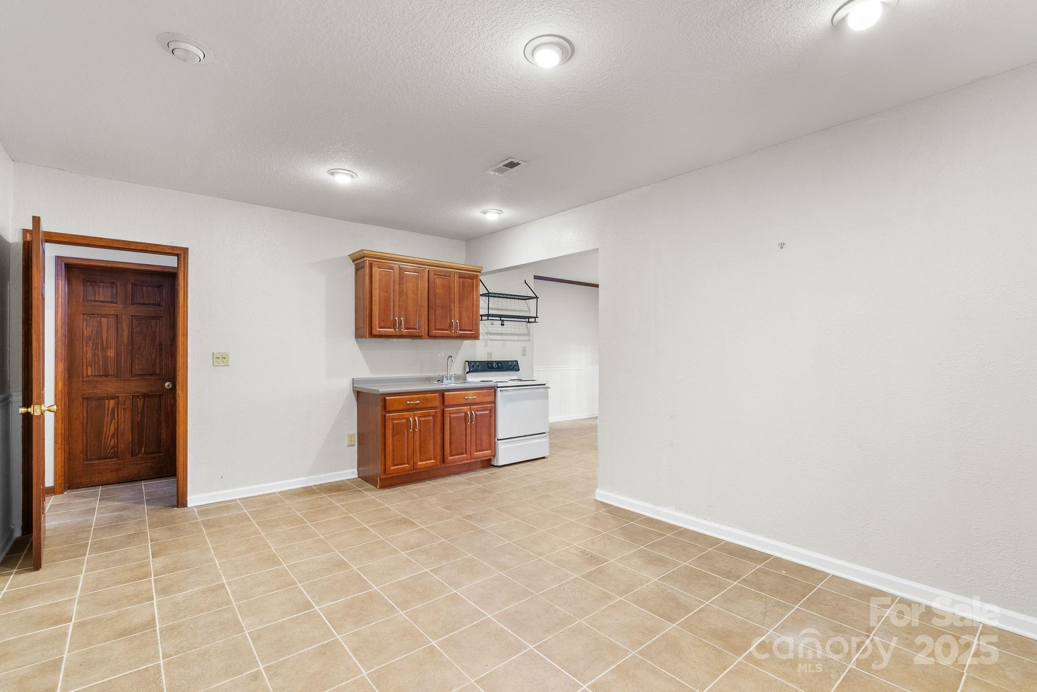 Rivercrest - Residential