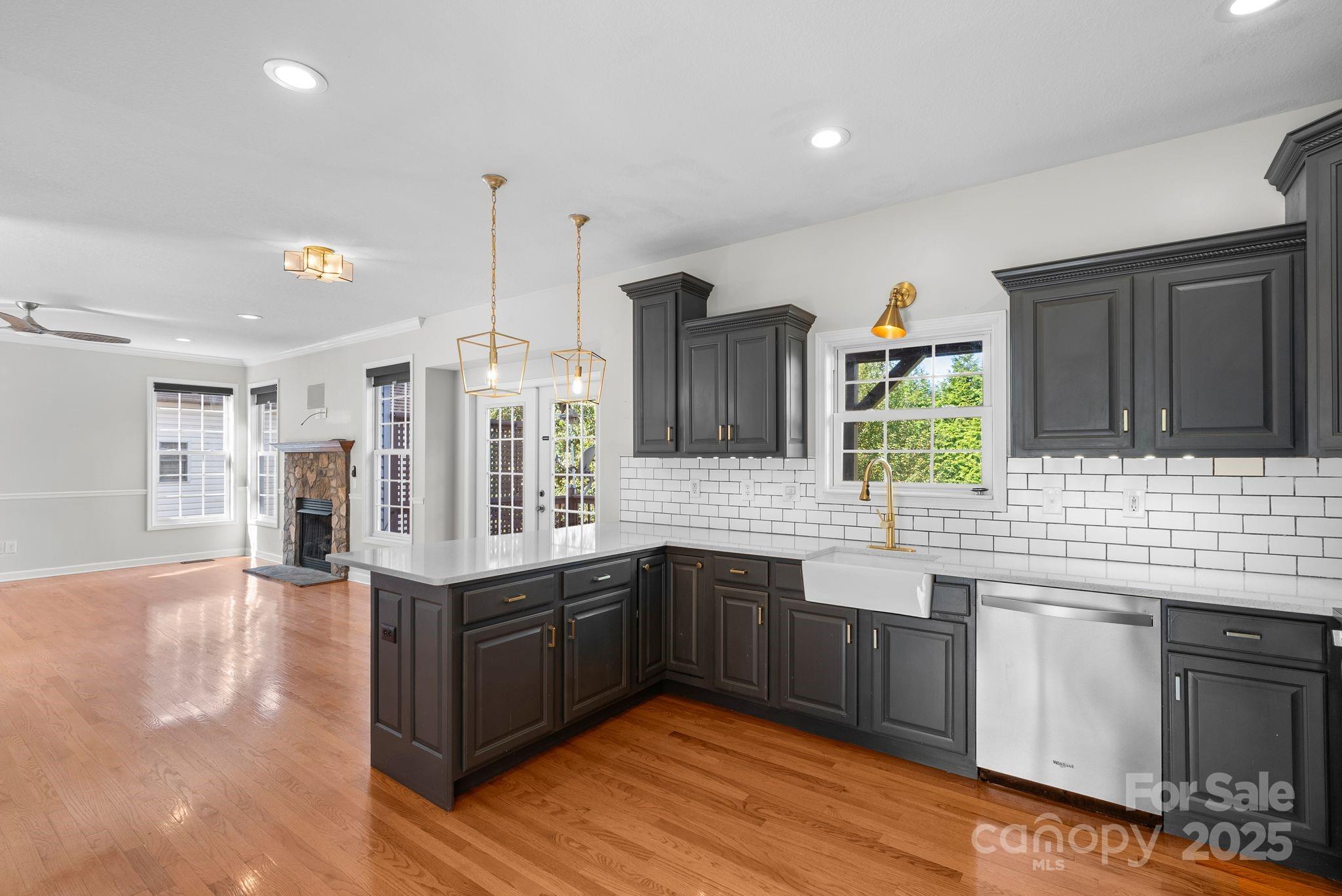 Rivercrest - Residential