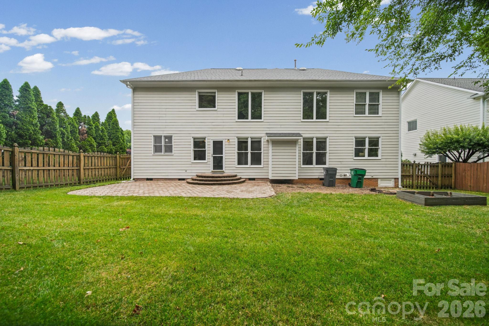 13818 Ballantyne Meadows Drive