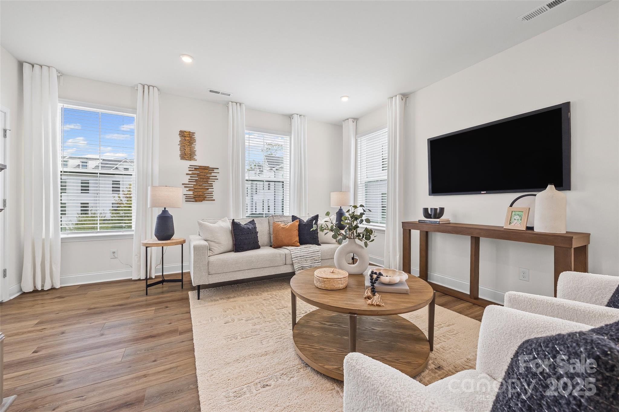 The Townes of Cotswold - Residential