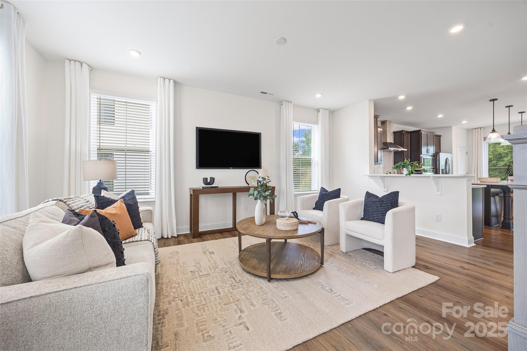 The Townes of Cotswold - Residential