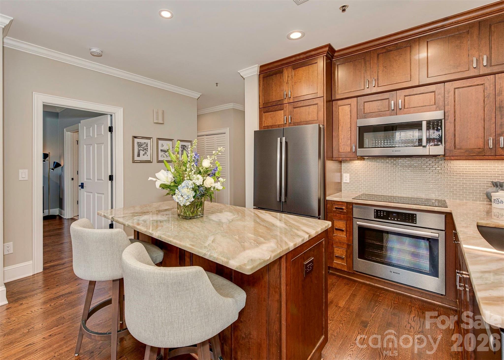 1127 Park West Drive