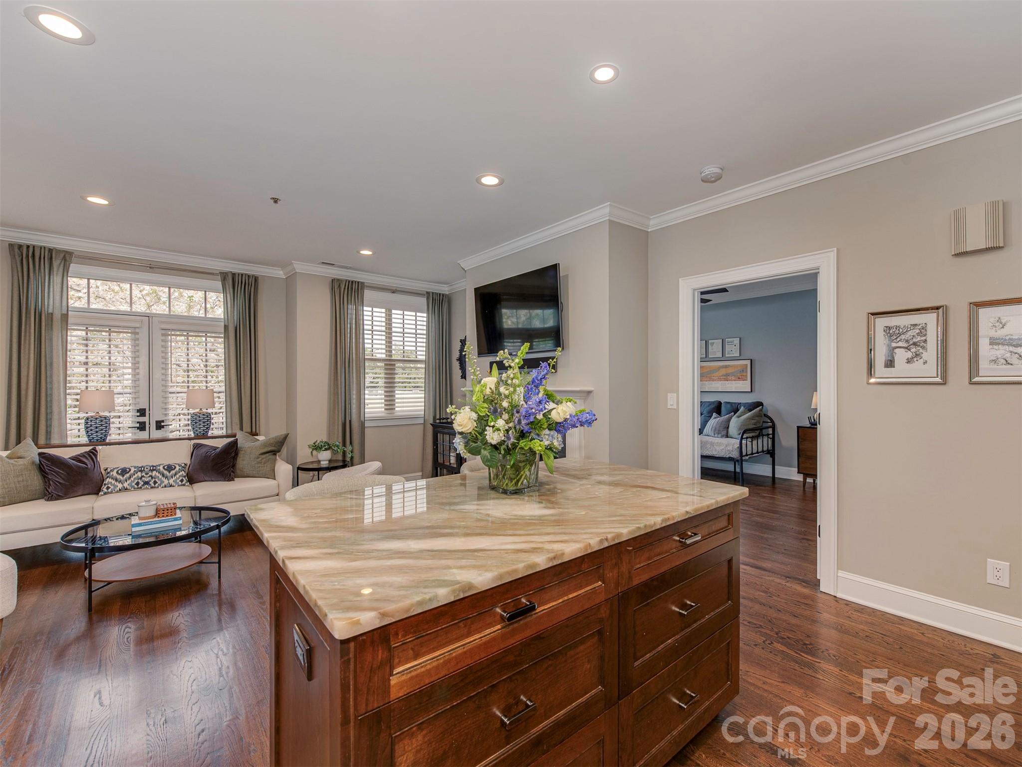 1127 Park West Drive