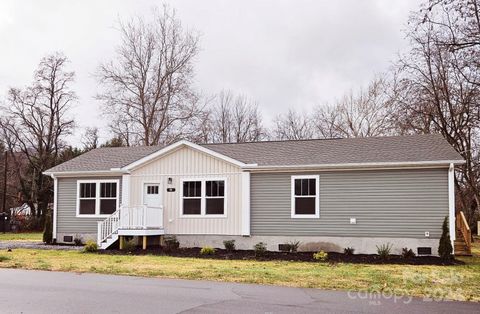 A home in Waynesville