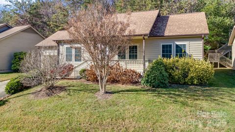 1 Hedgerose Court B Asheville NC 28805