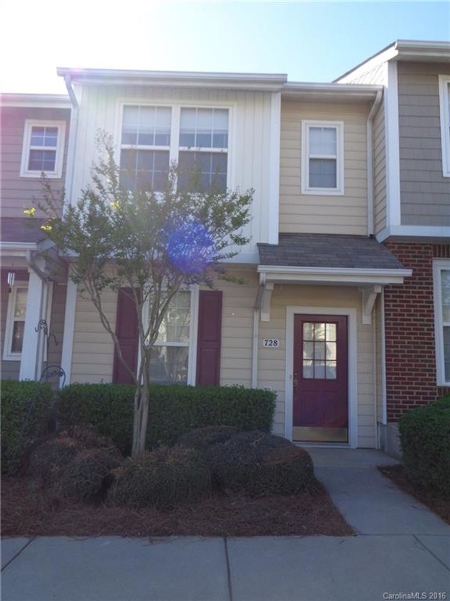 Beautiful 2 bedroom 1.5 bath townhome. Large living room with gas fireplace. Ceramic tile throughout open kitchen, bathrooms and laundry! Only 20 minutes to Charlotte and just around the corner from historic downtown Fort Mill. Located behind Tega Cay Village Shopping. Community Pool.