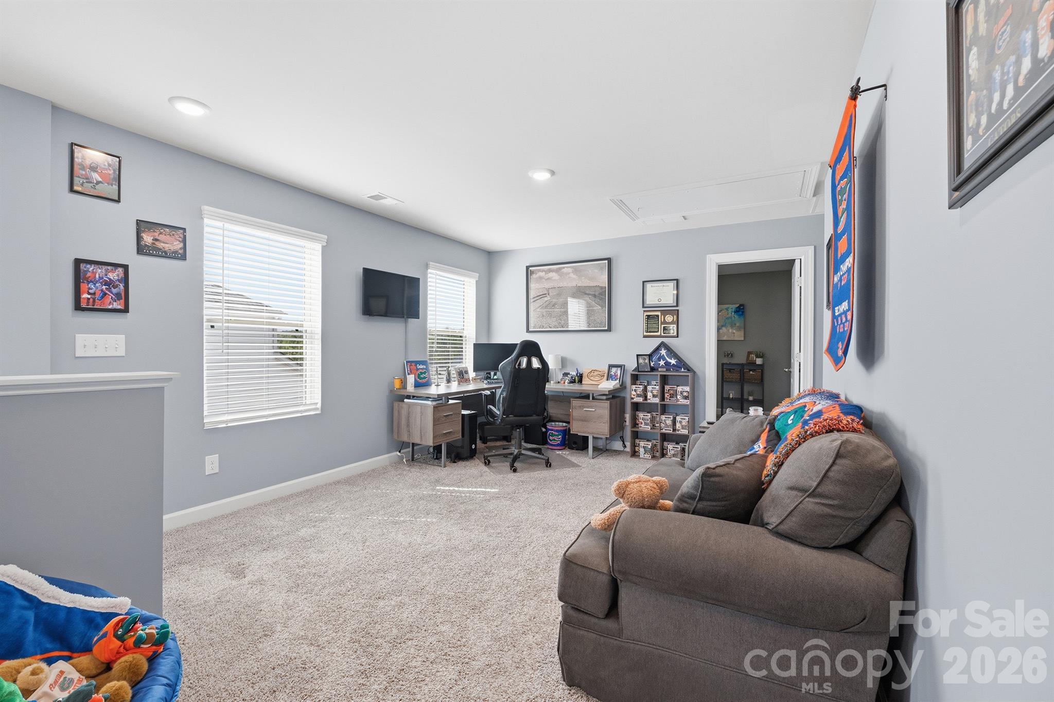 Larkhaven Hills - Residential