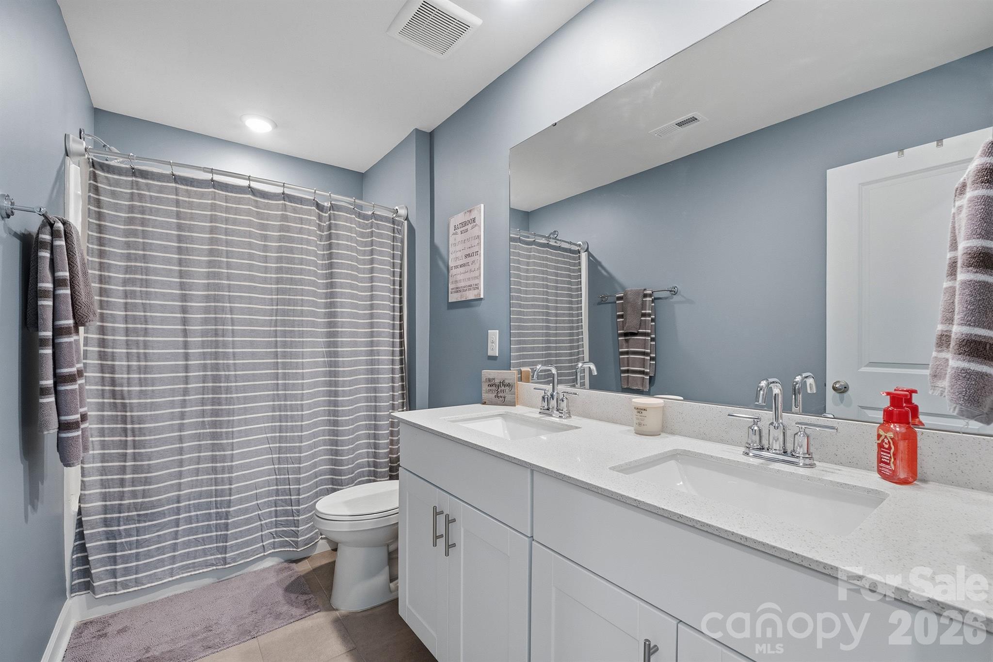 Larkhaven Hills - Residential