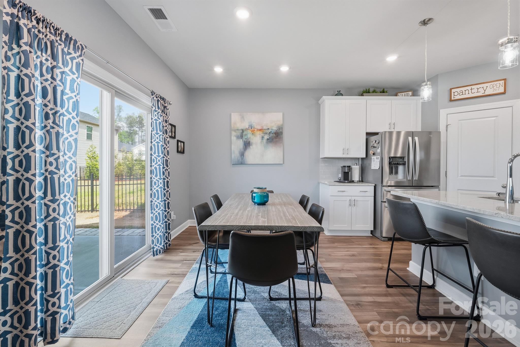 Larkhaven Hills - Residential