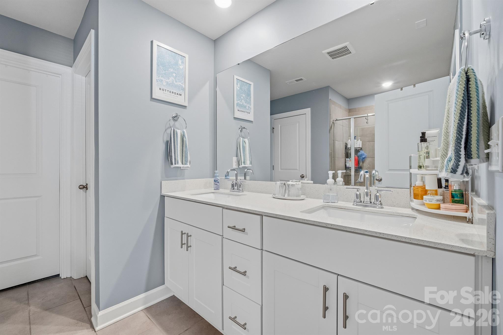 Larkhaven Hills - Residential