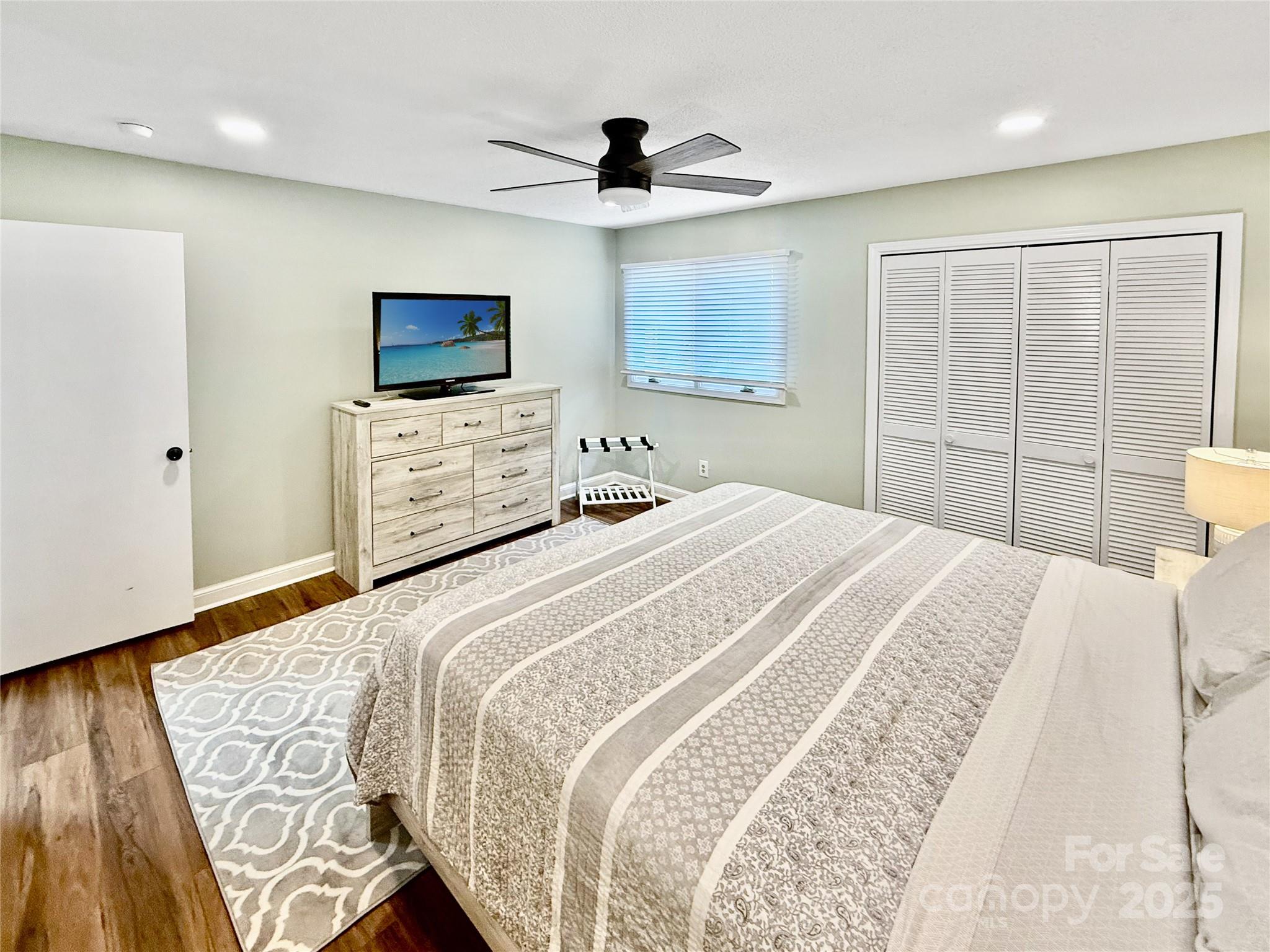 Rumbling Bald on Lake Lure - Residential