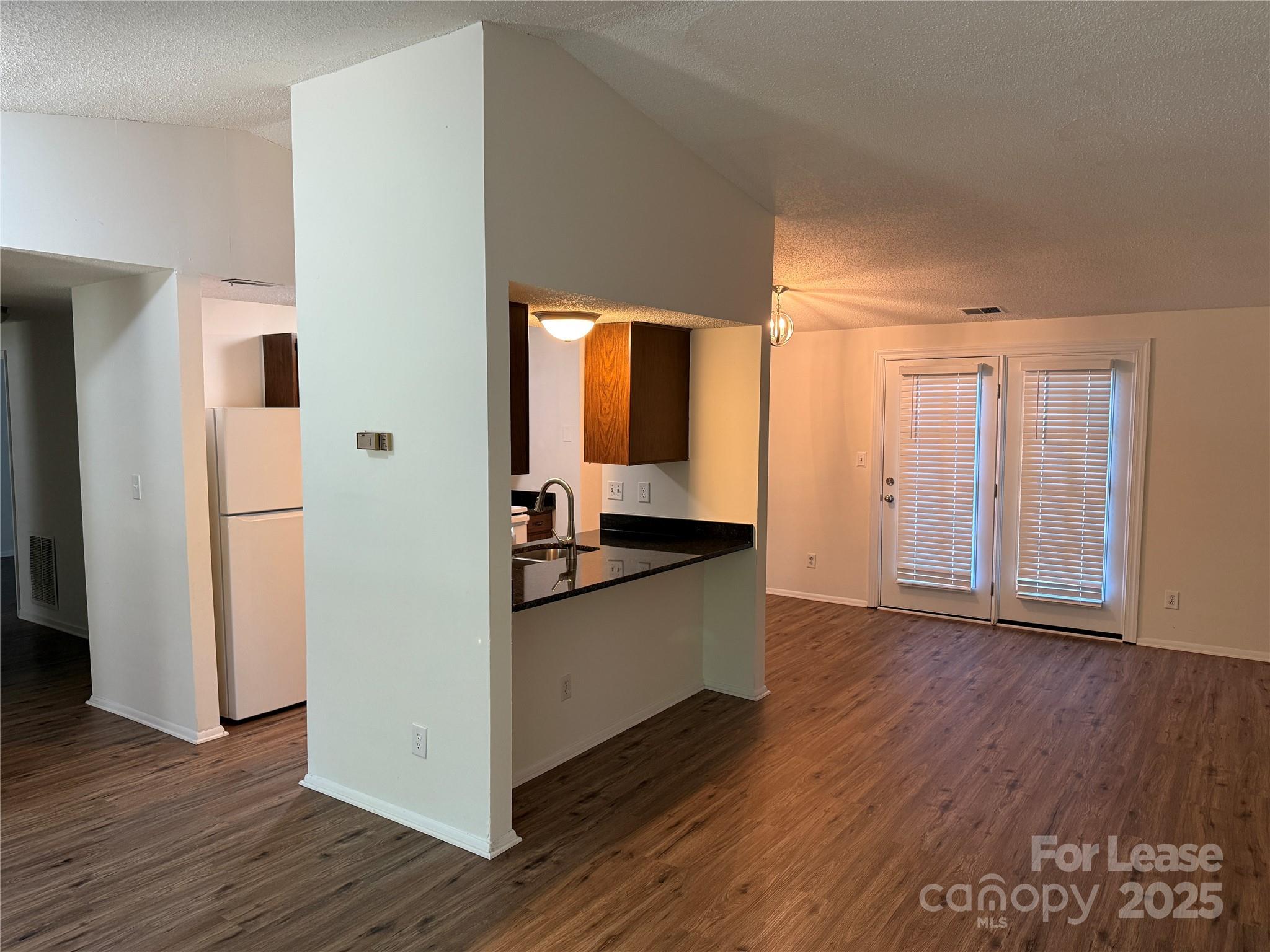 11602 Green Willow Lane