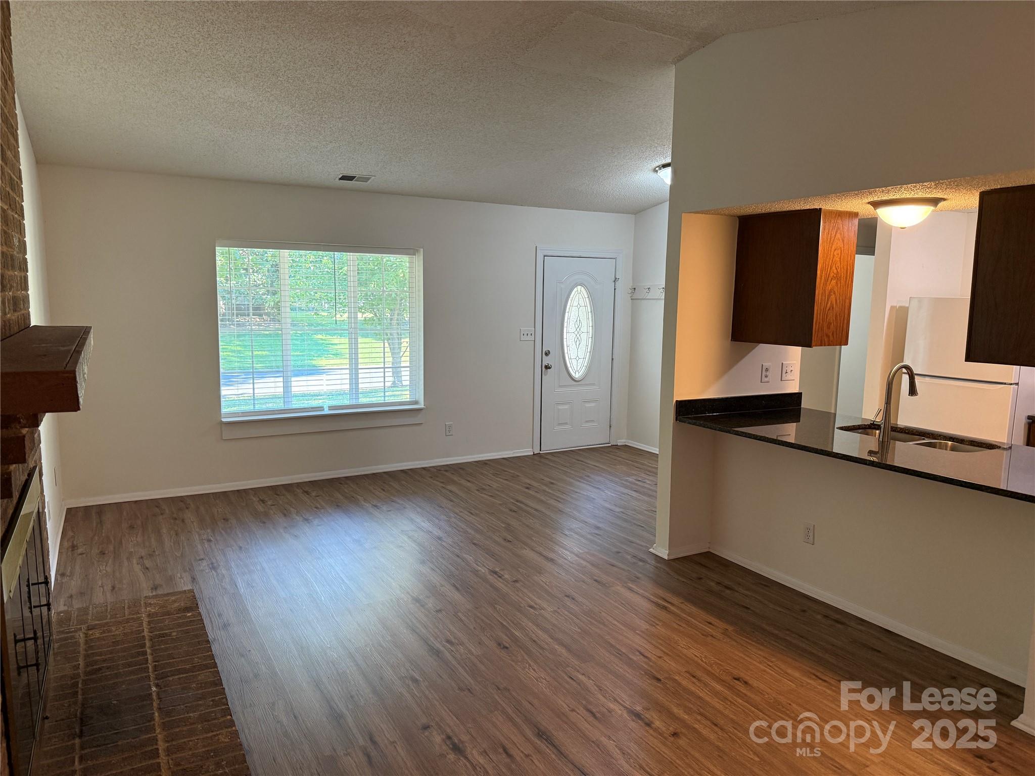 11602 Green Willow Lane