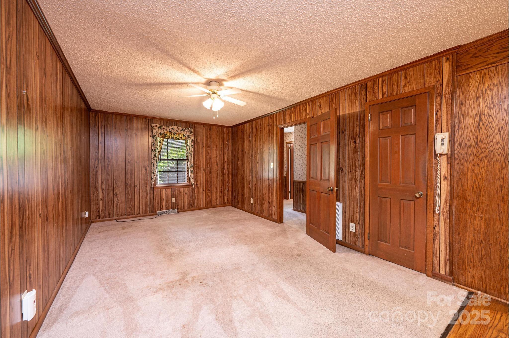 Woodland Oaks - Residential