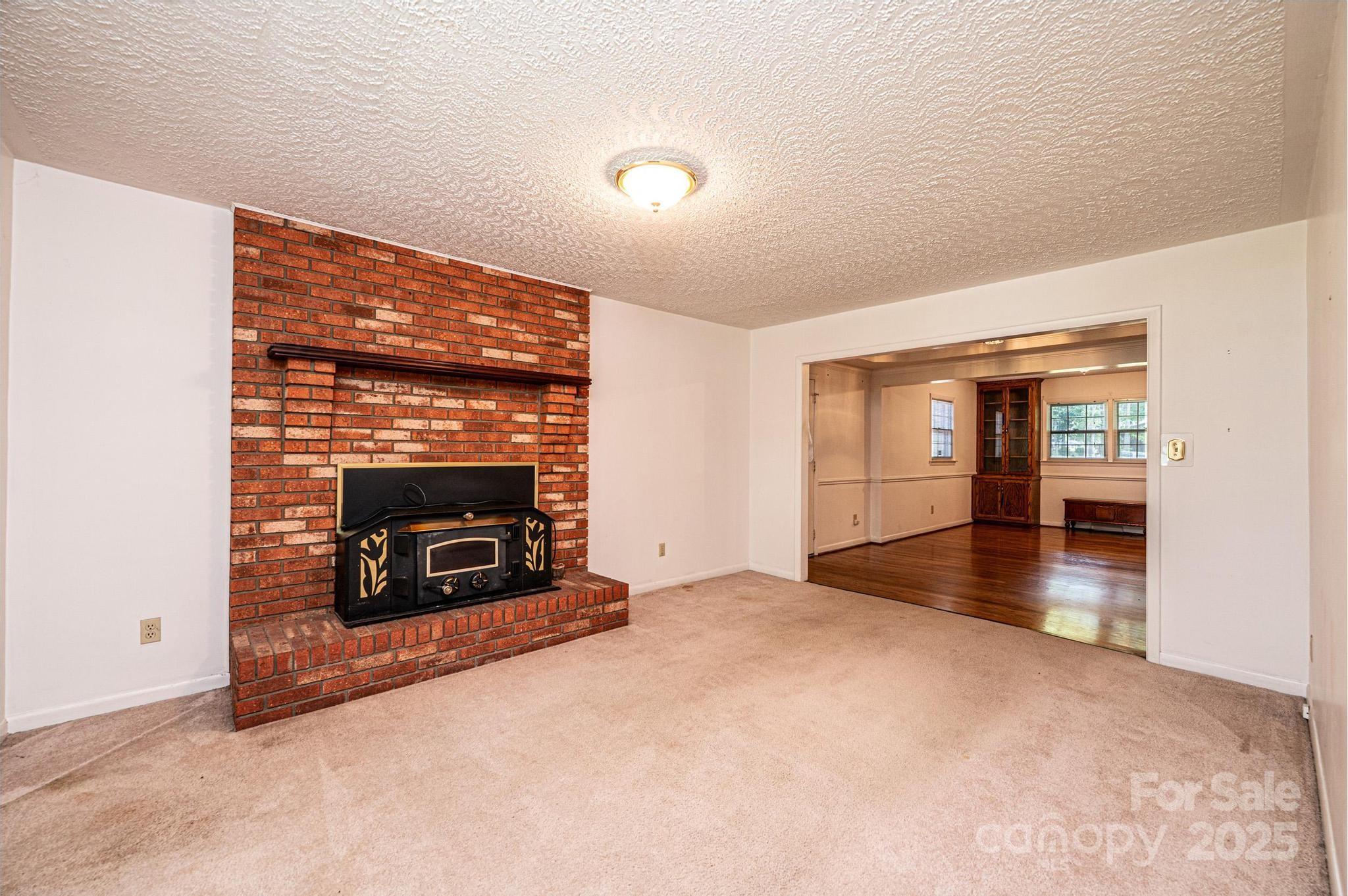 Woodland Oaks - Residential