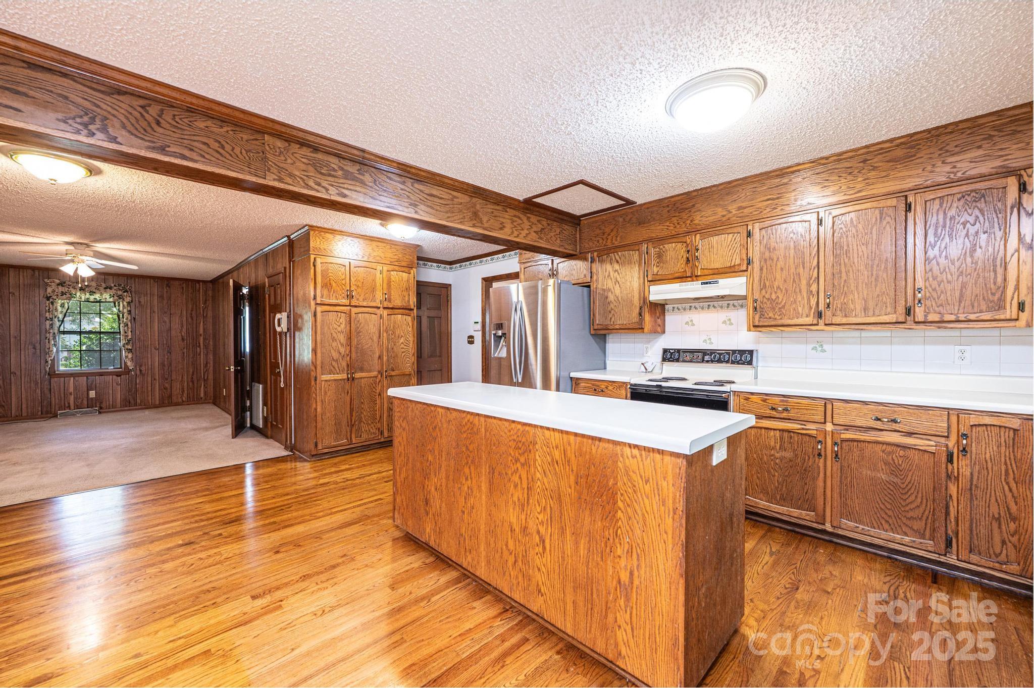 Woodland Oaks - Residential