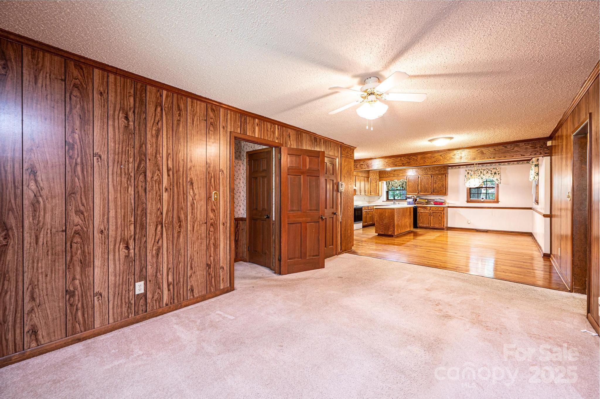 Woodland Oaks - Residential