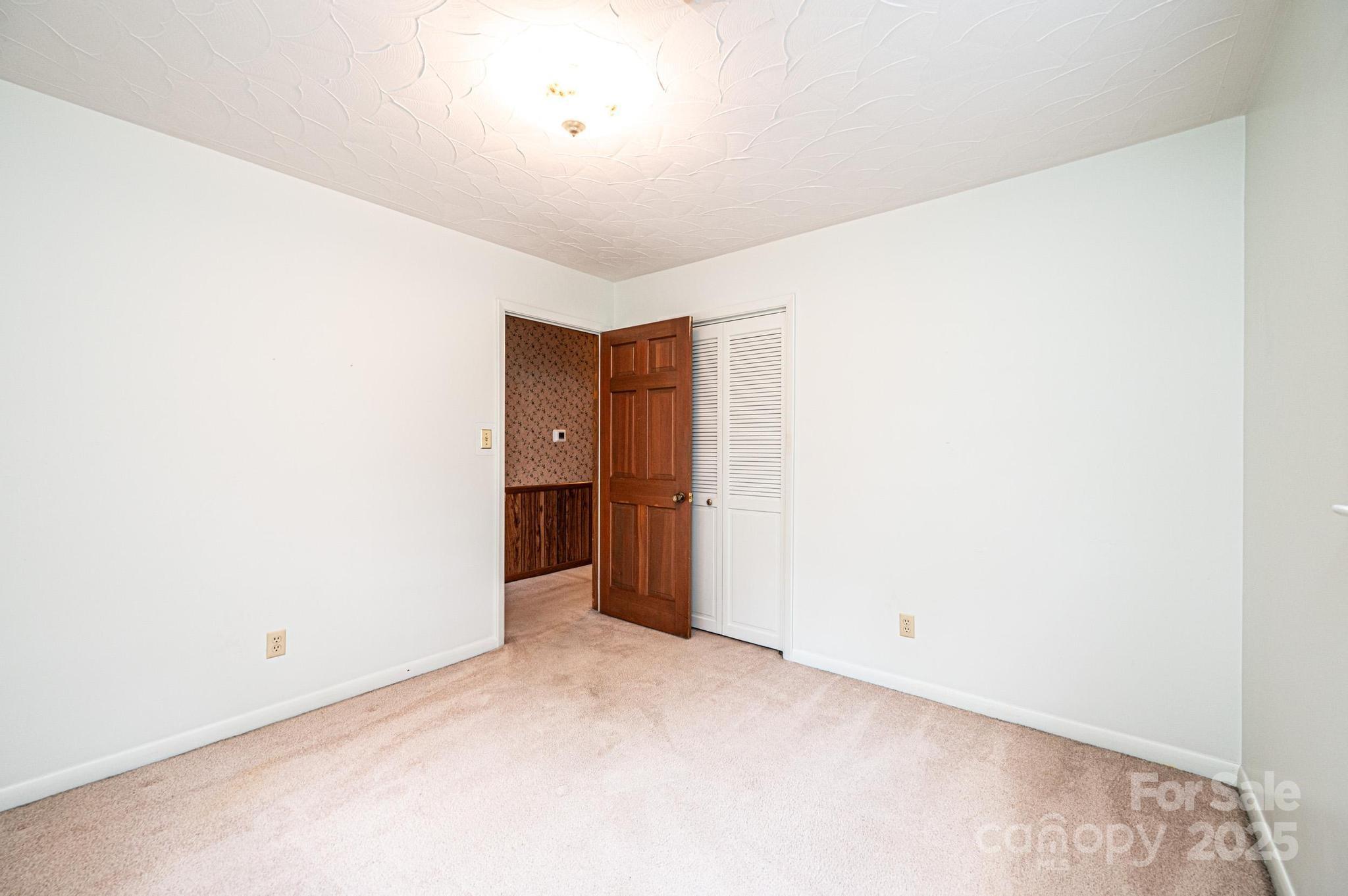 Woodland Oaks - Residential