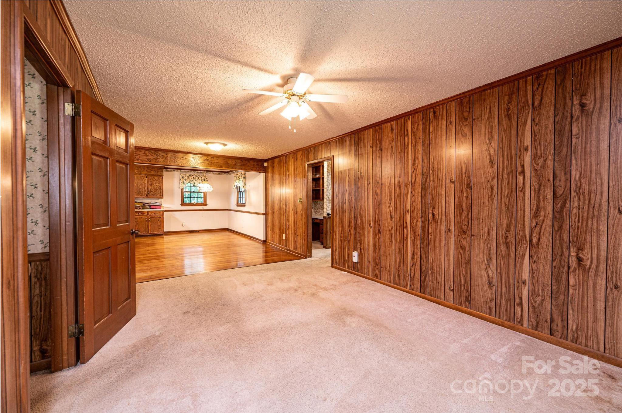 Woodland Oaks - Residential