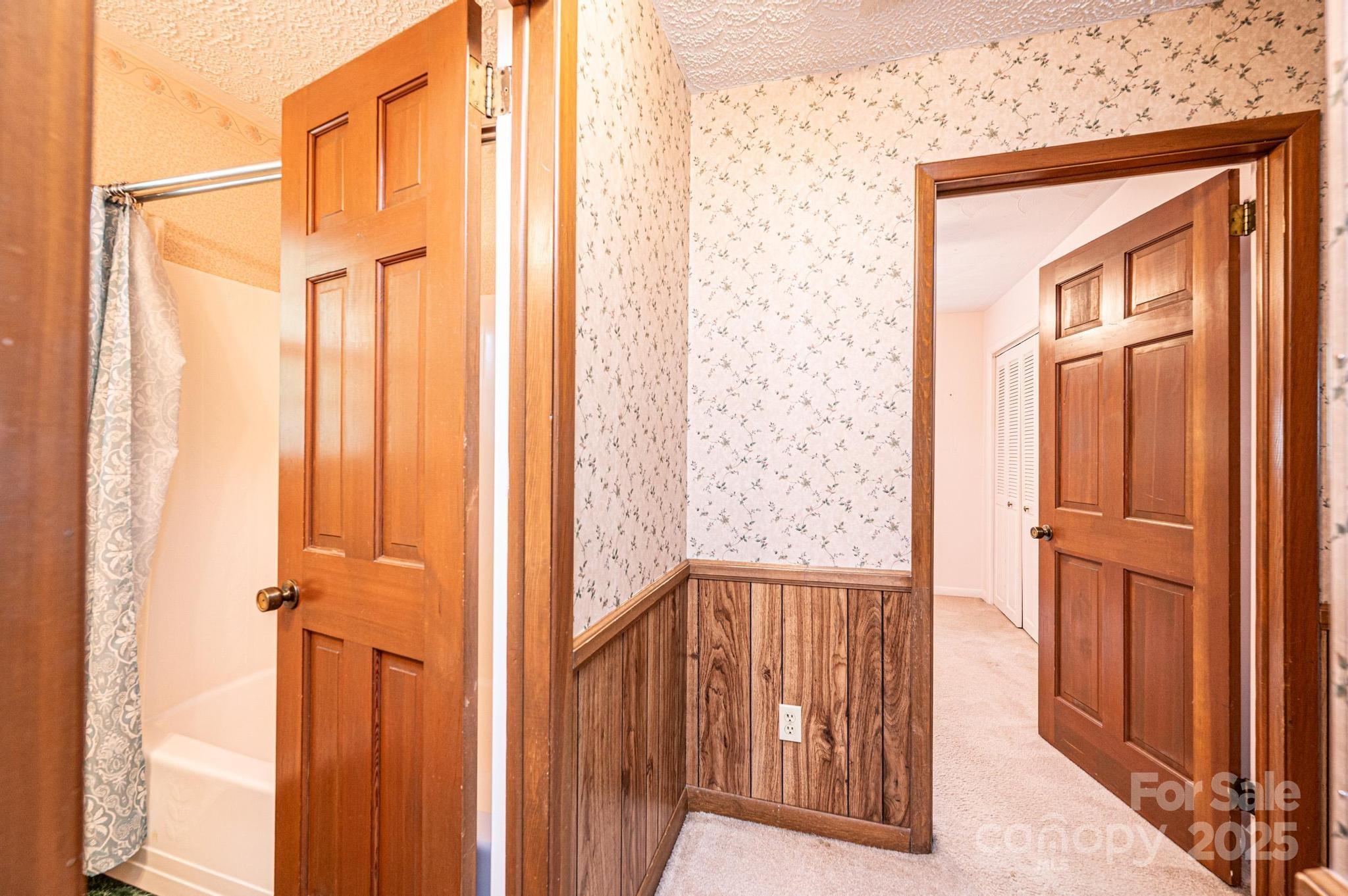 Woodland Oaks - Residential