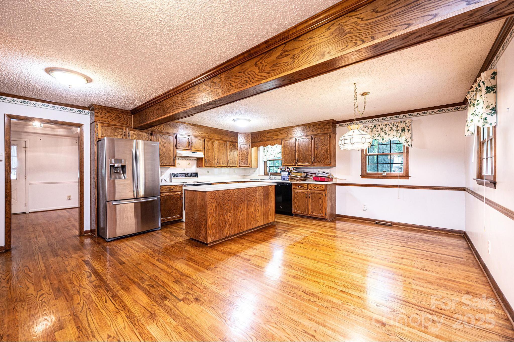 Woodland Oaks - Residential