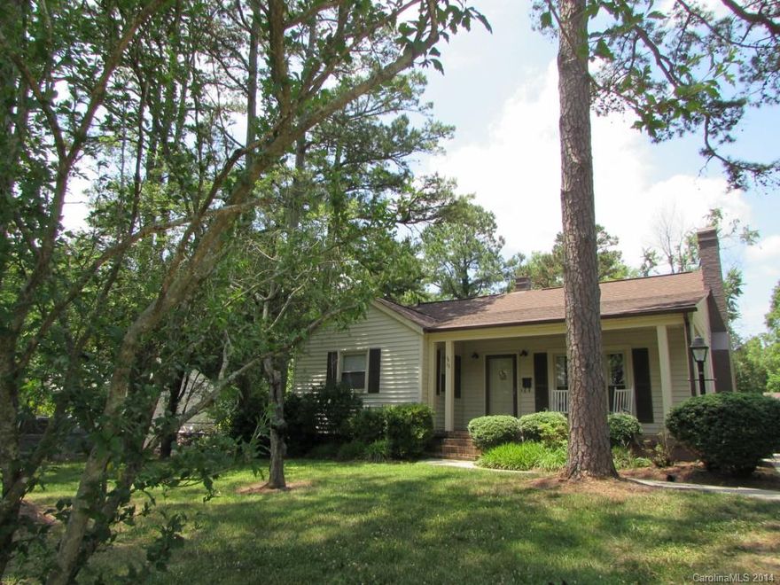 Adorable Ranch in the heart of downtown Concord.  Gleaming Hdwd flooring, neutral paint throughout.  Nice size master bedroom. Arched entry to dining room with built-in glass cabinet. Spacious kitchen with mud/laundry room. Fenced backyard with expansive patio and storage bldg. New windows, roof, water htr, gas pack.
