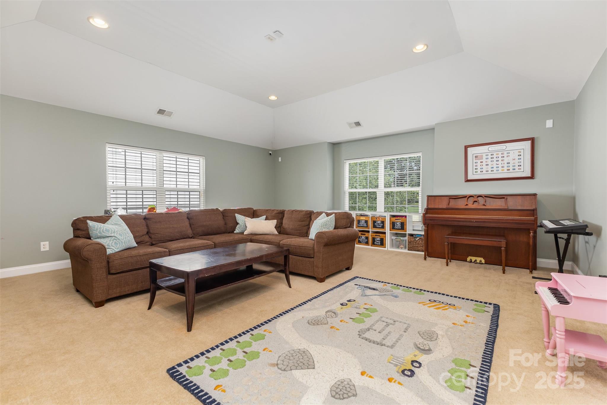 Macaulay - Residential