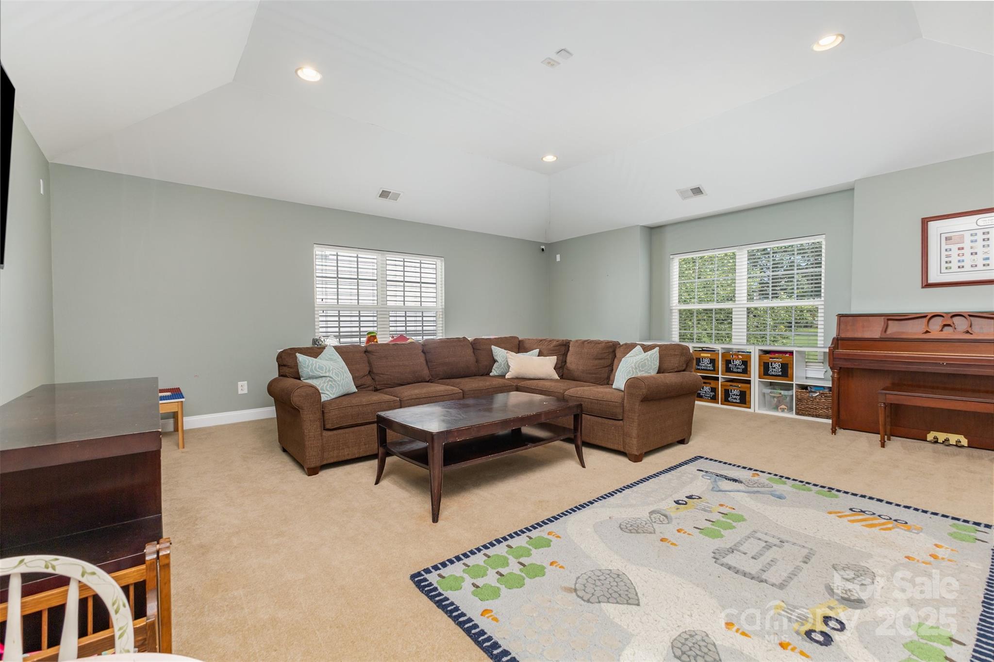 Macaulay - Residential