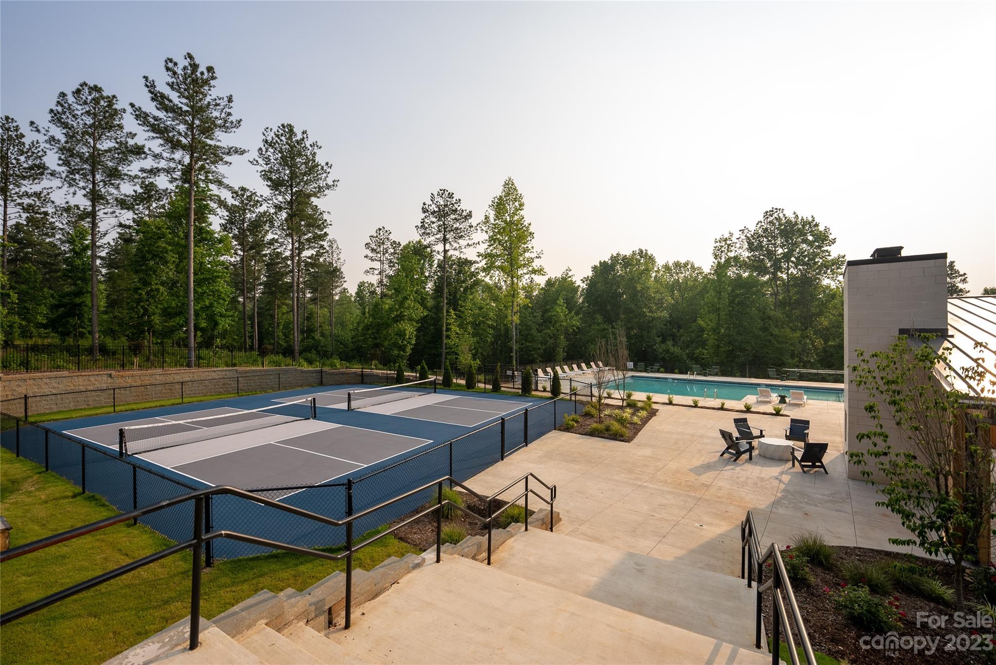 Lakeside Reserve - Land