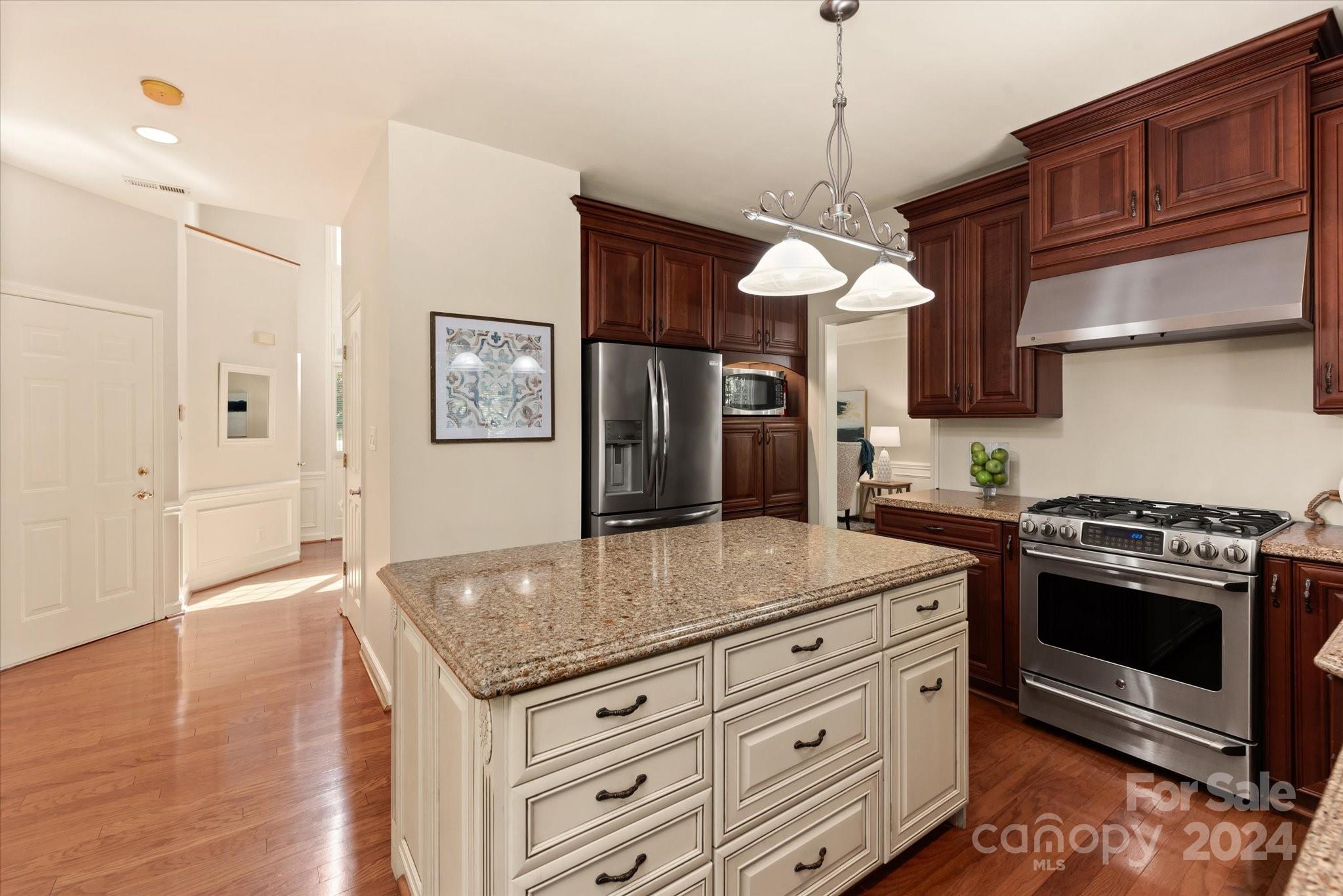 Weddington Woods - Residential