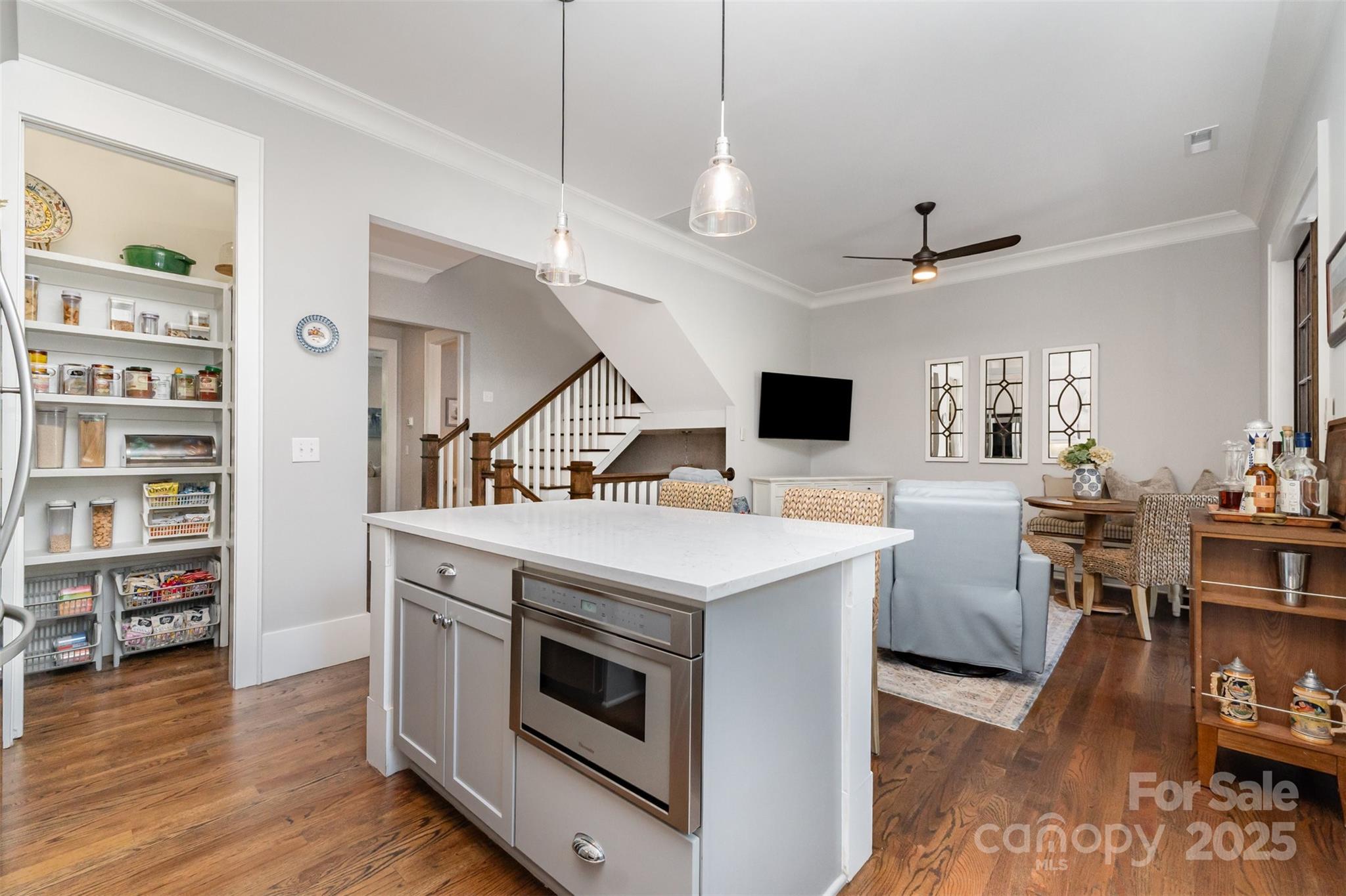 2934 Hillside Springs Drive