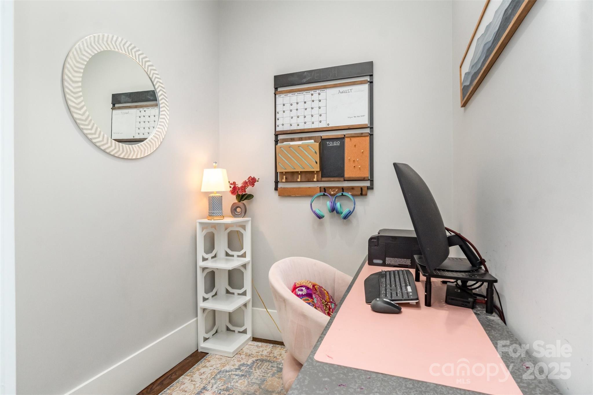 Charlotte, North Carolina 28209, United States, 3 Bedrooms Bedrooms, ,4 BathroomsBathrooms,Residential,Active,198555