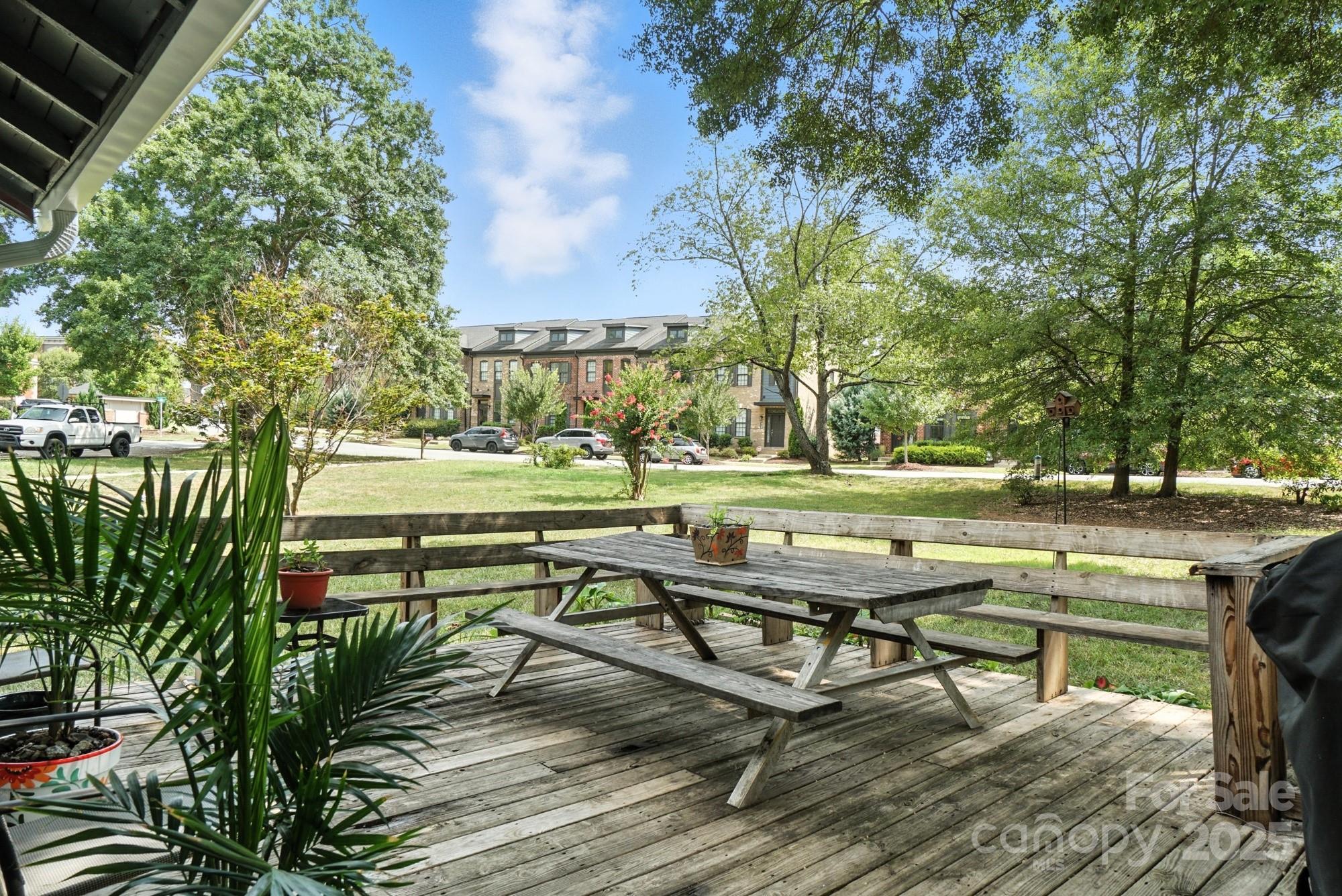 405 Linestowe Drive