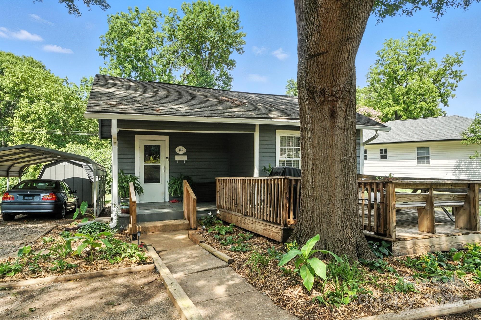 405 Linestowe Drive