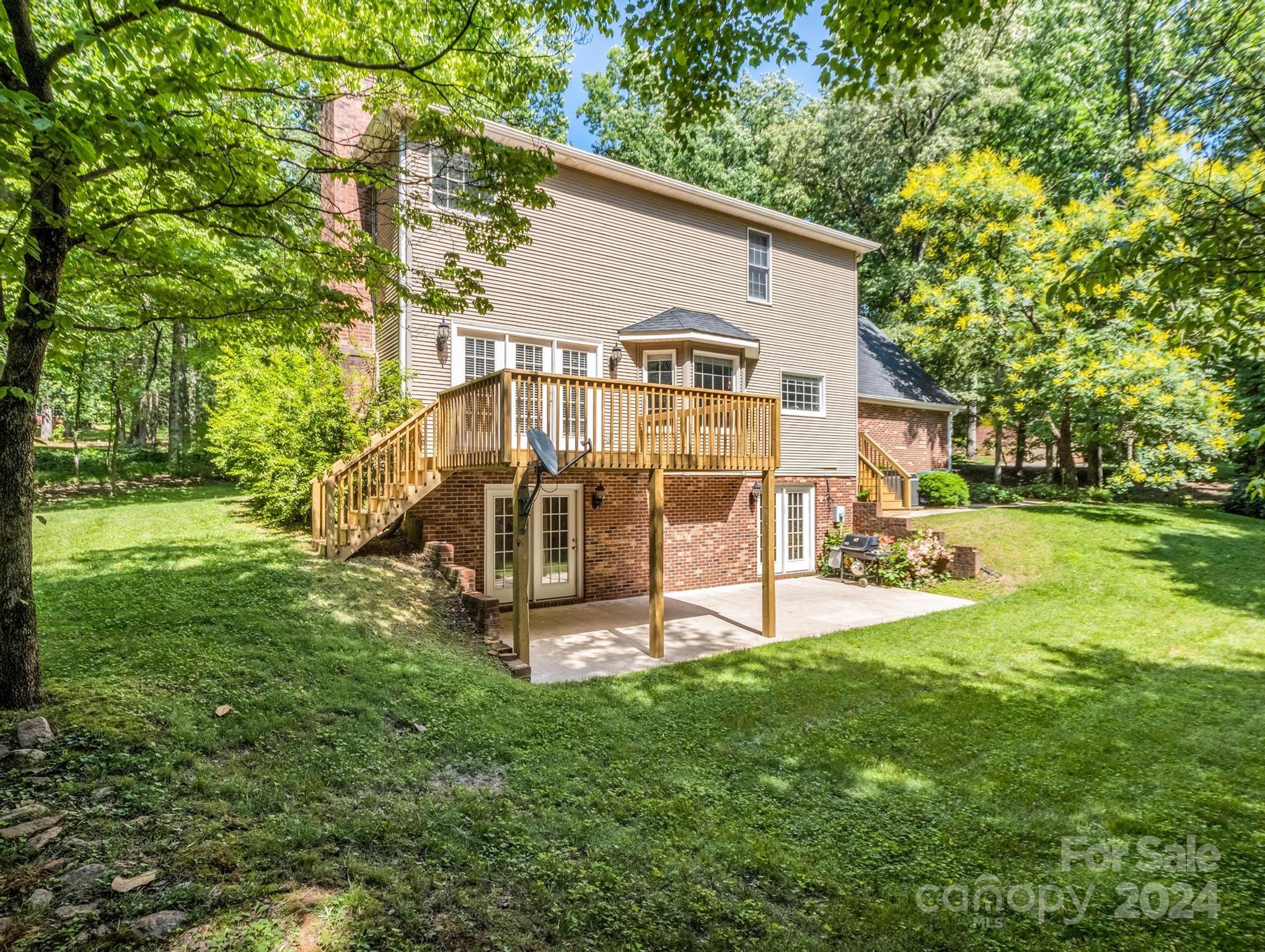 Forest Hills - Residential