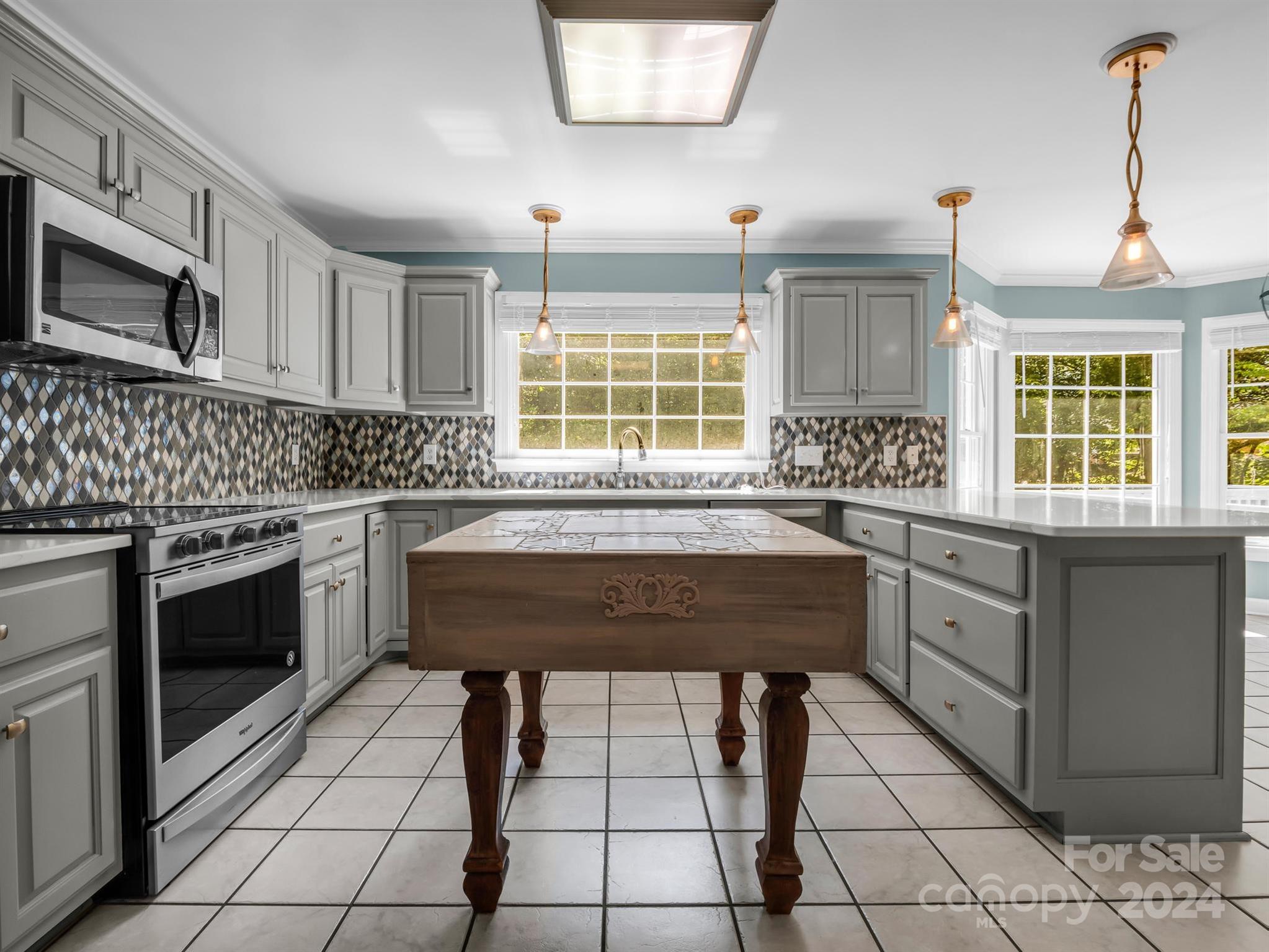Forest Hills - Residential